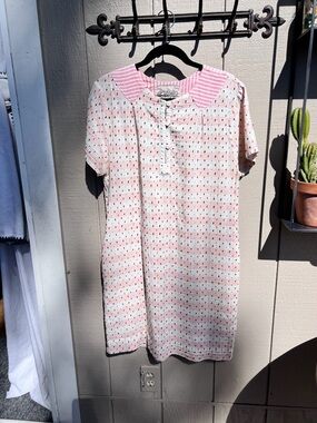 Women’s Pink Patterned Short-Sleeve Shirt with Contrast Collar